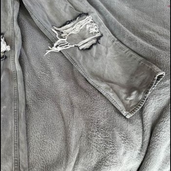 Grey distressed PLT jeans - Picture 2 of 6